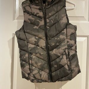 SO Gray Camouflage Vest